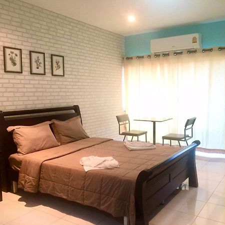 Midori Residence Chiangmai Chiang Mai Bagian luar foto